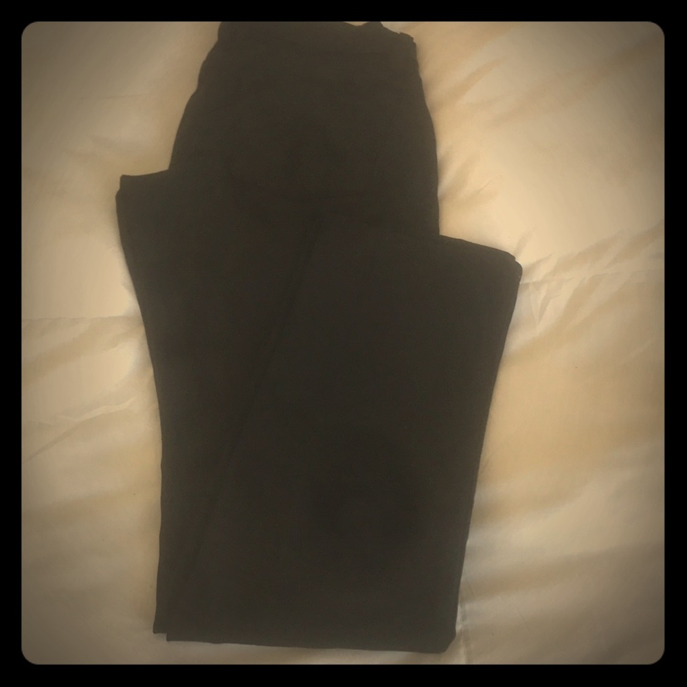 NEVER WORN Black skinny slacks